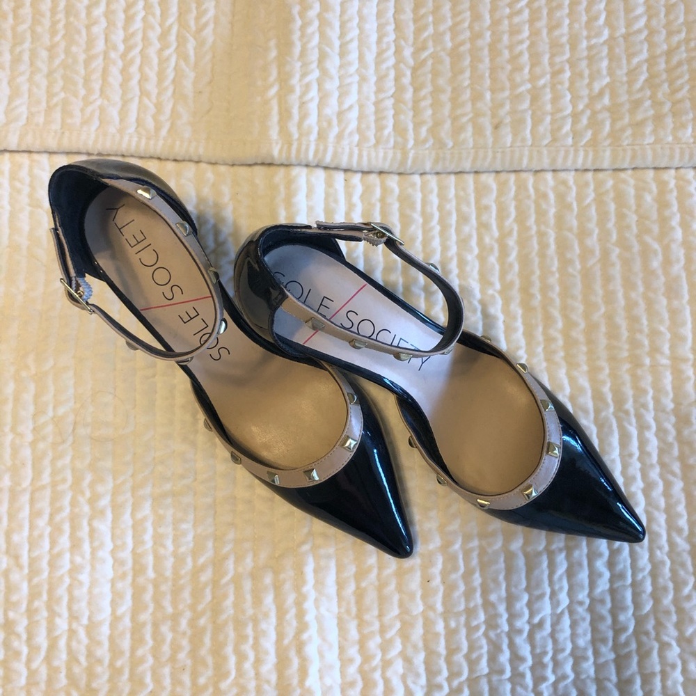 Black patent heels